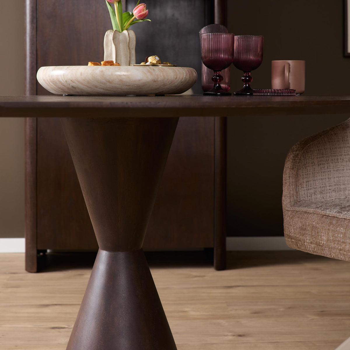 Eettafel Lima, detail van het materiaal