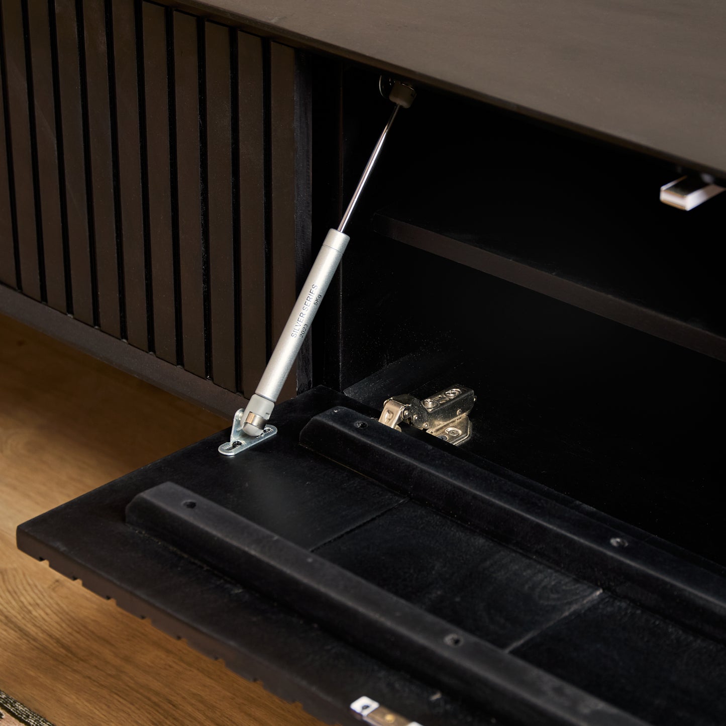 TV-Meubel Madison | Zwevend | Zwart Mangohout