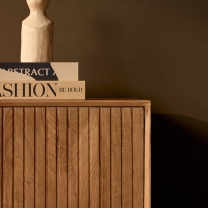 Dressoir Madison naturel mangohout, detail van het materiaal