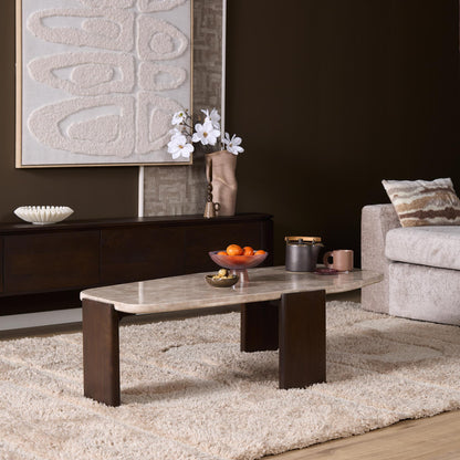 Salontafel Silva bruin mangohout in een interieur
