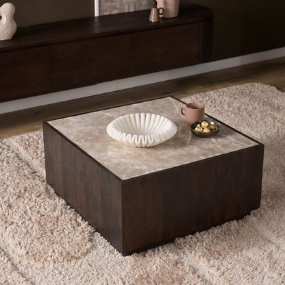 Salontafel Moos bruin mangohout in een interieur