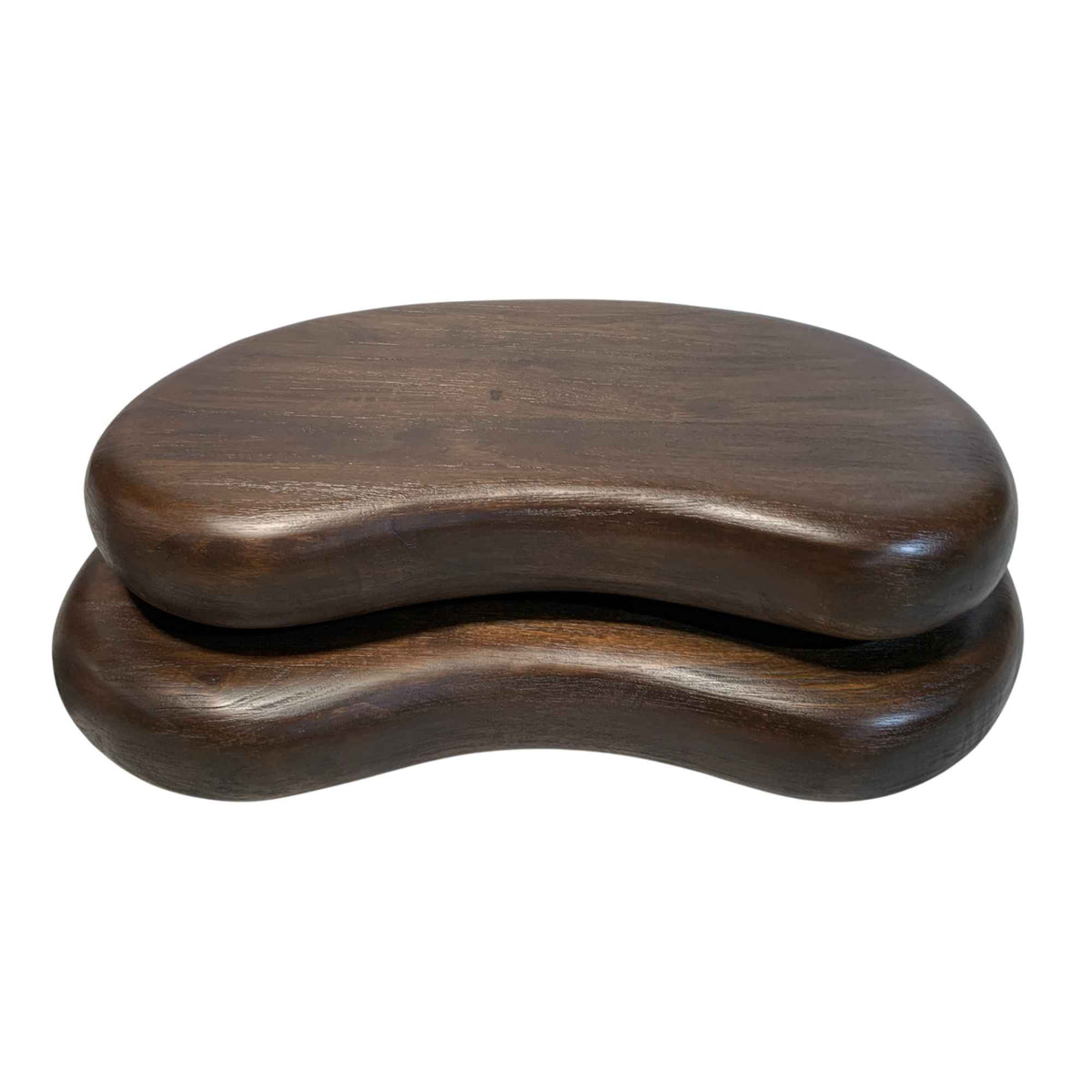 Salontafel Mads bruin mangohout, zijaanzicht op witte achtergrond