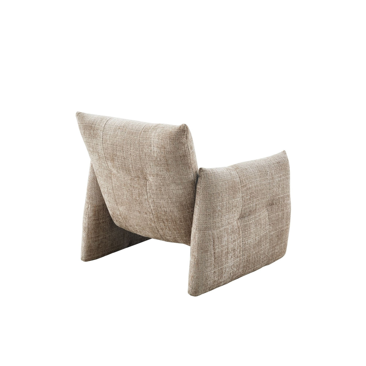 Fauteuil Lois beige stof, achteraanzicht op witte achtergrond