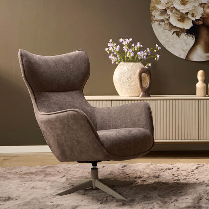 Fauteuil Julia bruin metaal, zijaanzicht in een interieur