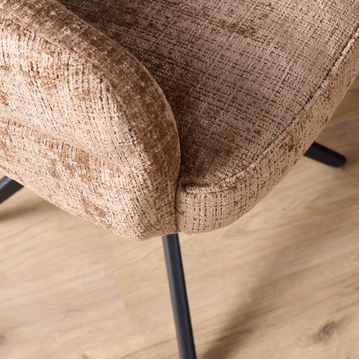 Eetkamerstoel Bella | Cremona | Onderstel Black