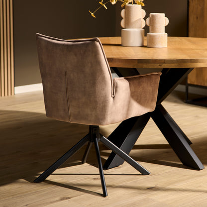 Eetkamerstoel Dinant beige, schuin achteraanzicht in een interieur