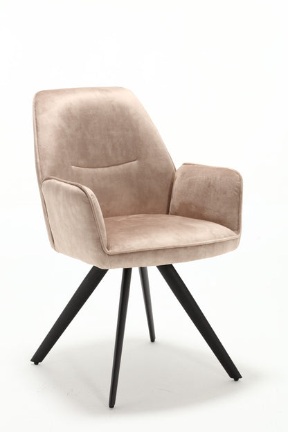 Eetkamerstoel Nova beige velvet, schuin vooraanzicht op witte achtergrond
