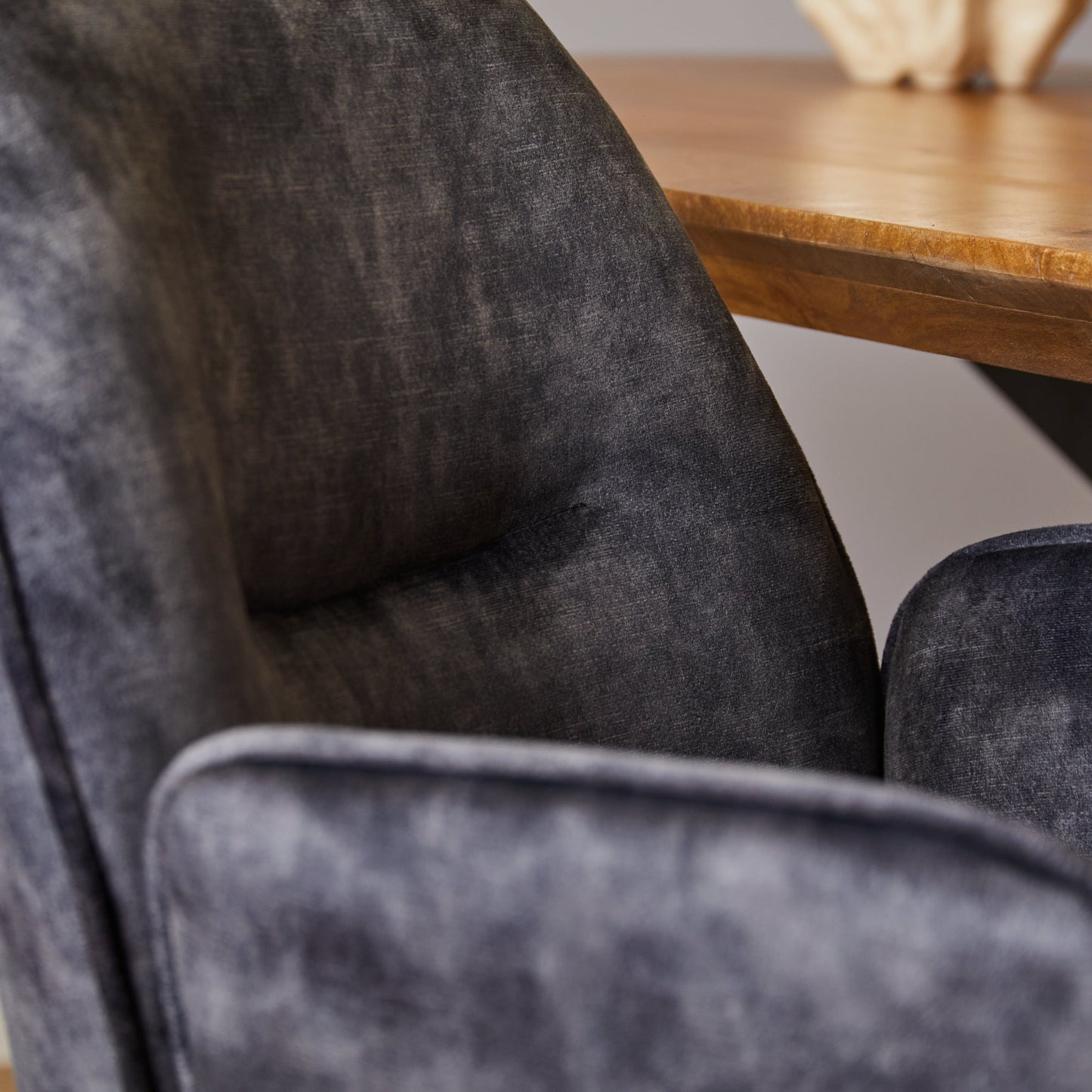 Eetkamerstoel Nova | Velvet | Magazijn leegverkoop