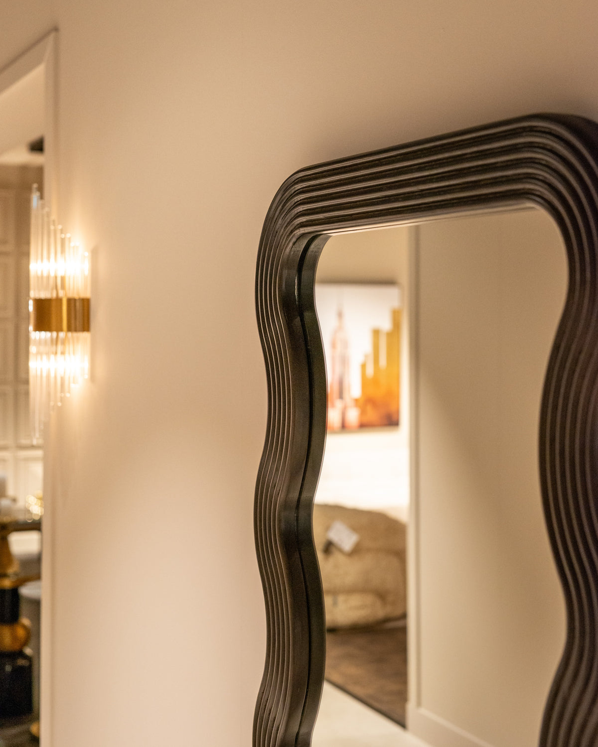 Spiegel Mayfield bruin glas, detail van het materiaal