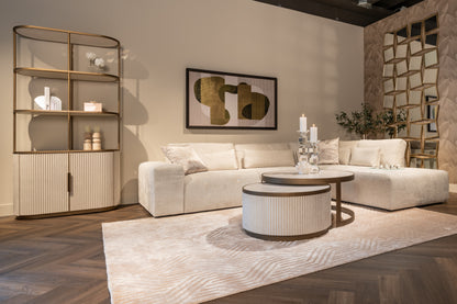 Salontafel Tivoli wit ijzer, schuin vooraanzicht in een interieur