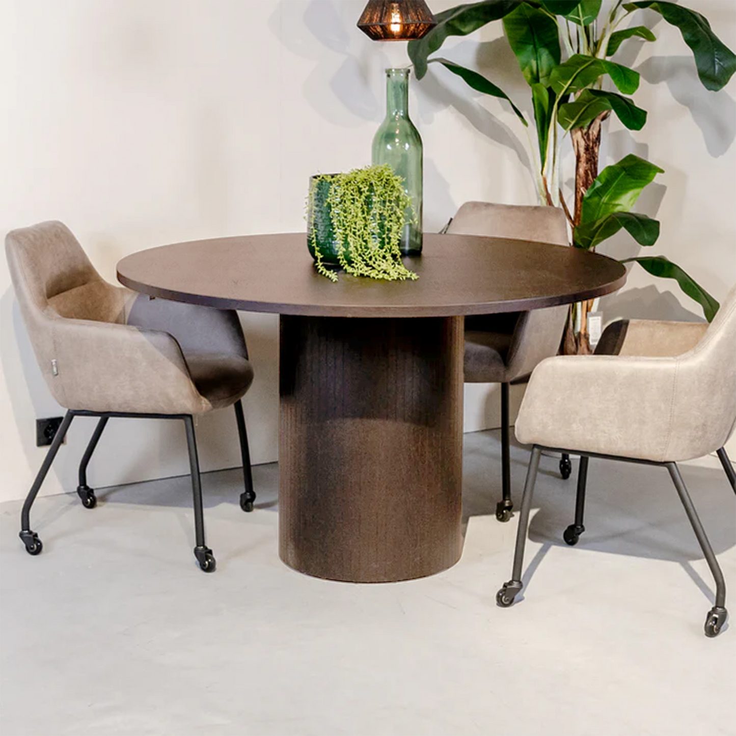 Eettafel Oliva | Rond | Eikenhout | Magazijn leegverkoop