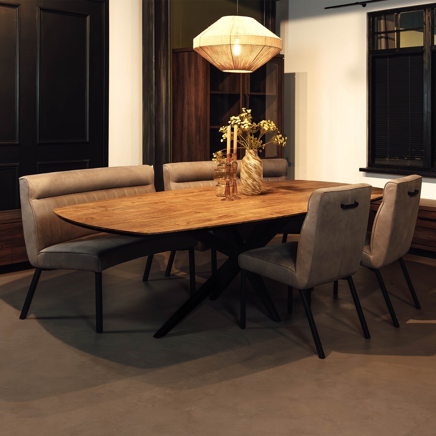 Eettafel Wellington | Deens Ovaal | Mango