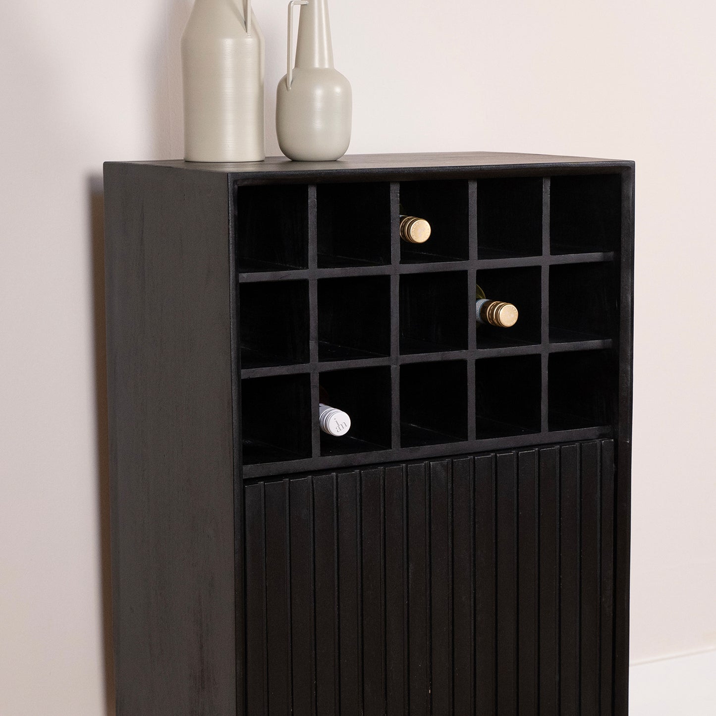 Wijnkast Madison | Zwart Mangohout