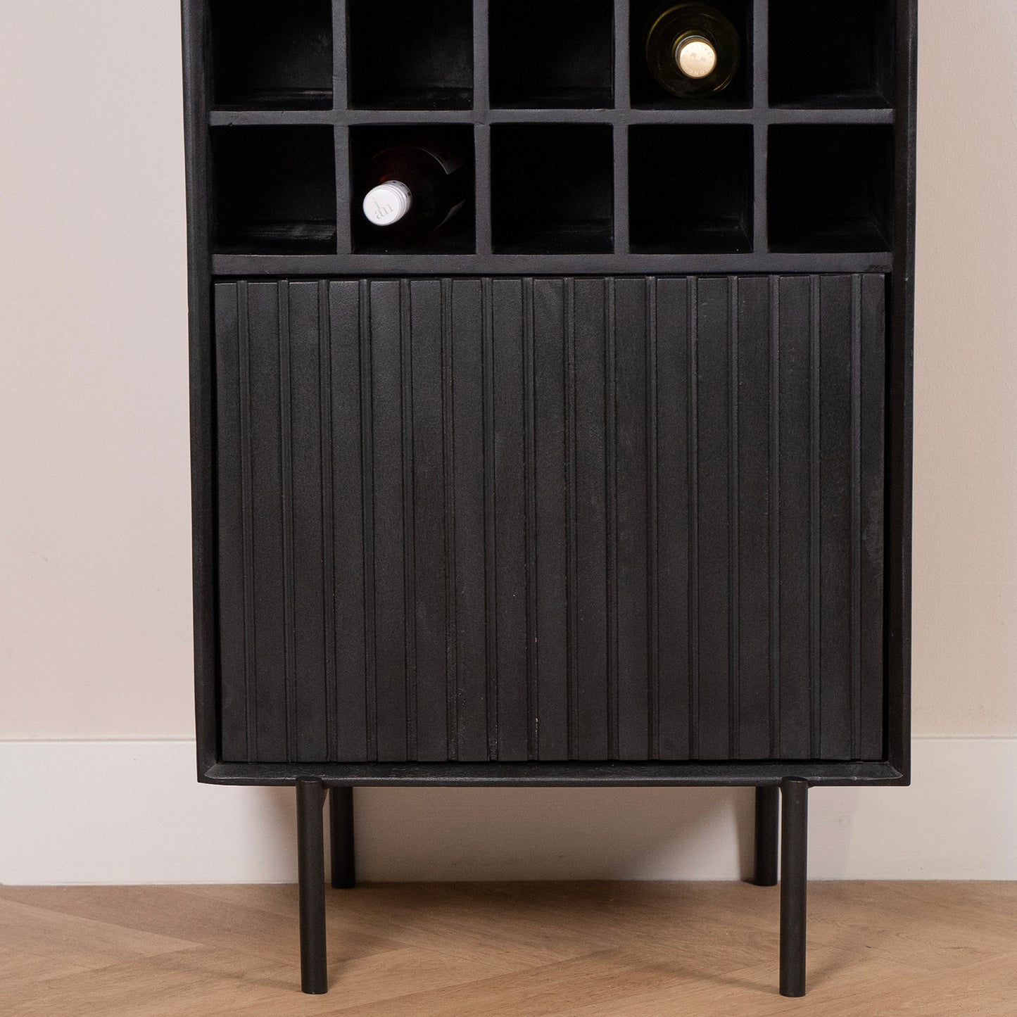 Wijnkast Madison | Zwart Mangohout
