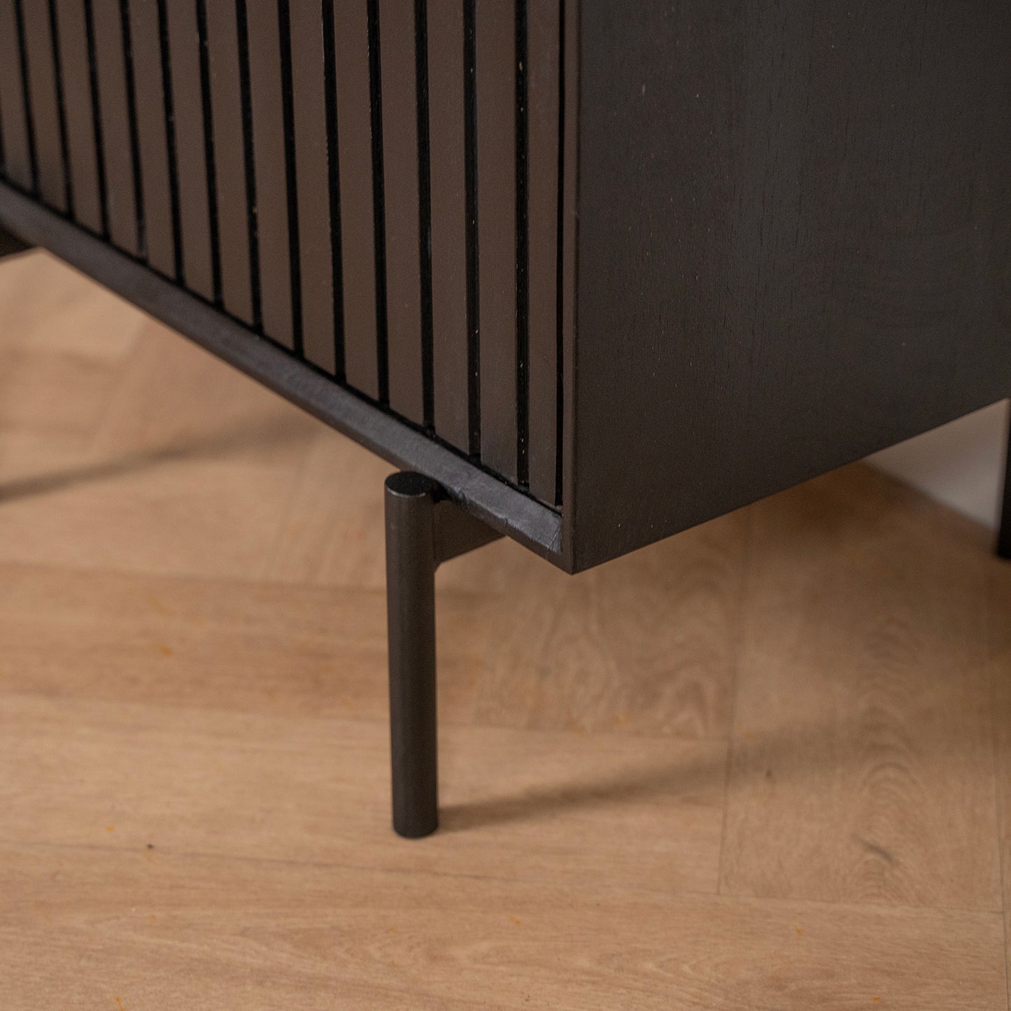 Wijnkast Madison | Zwart Mangohout