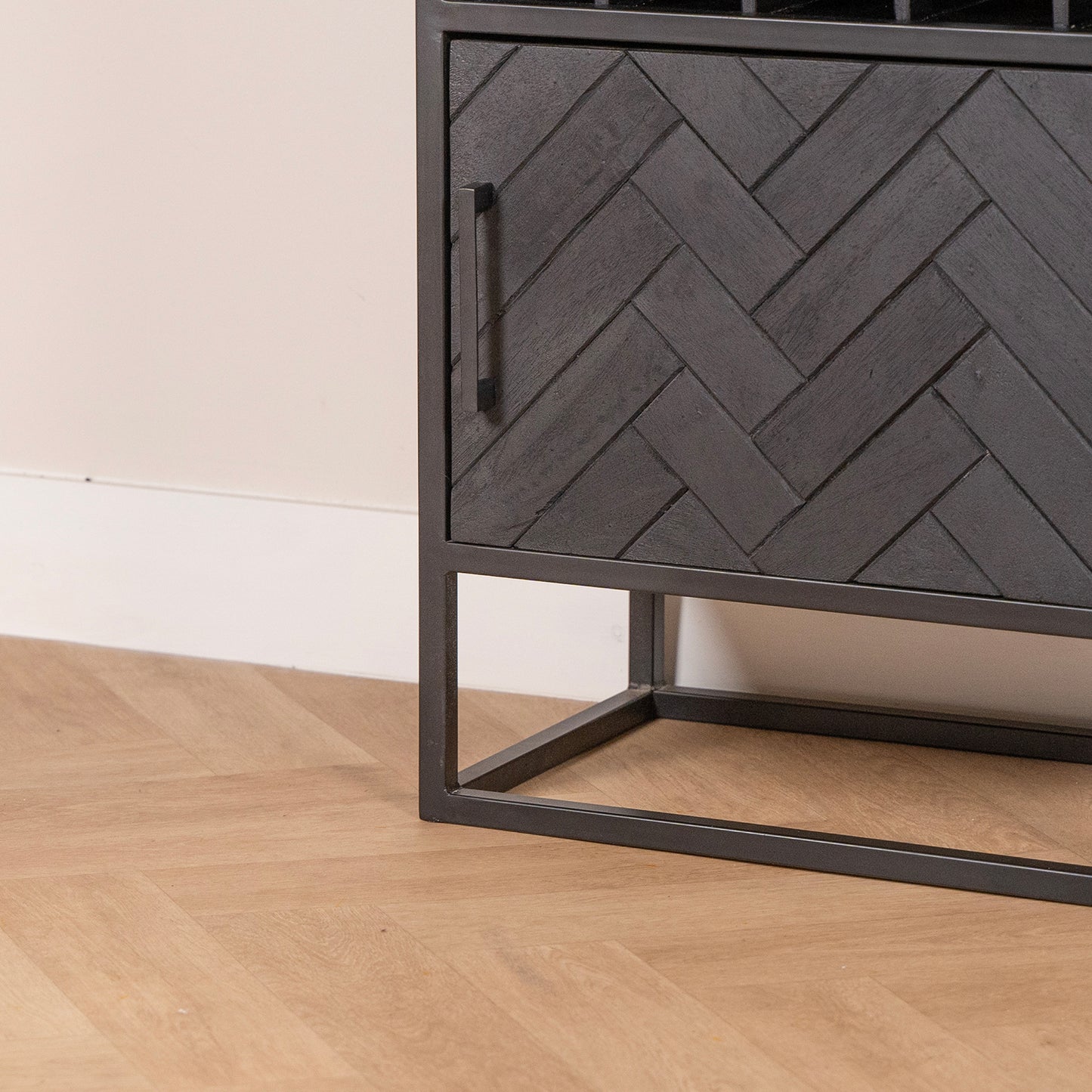 Wijnkast Yara | Zwart Mangohout