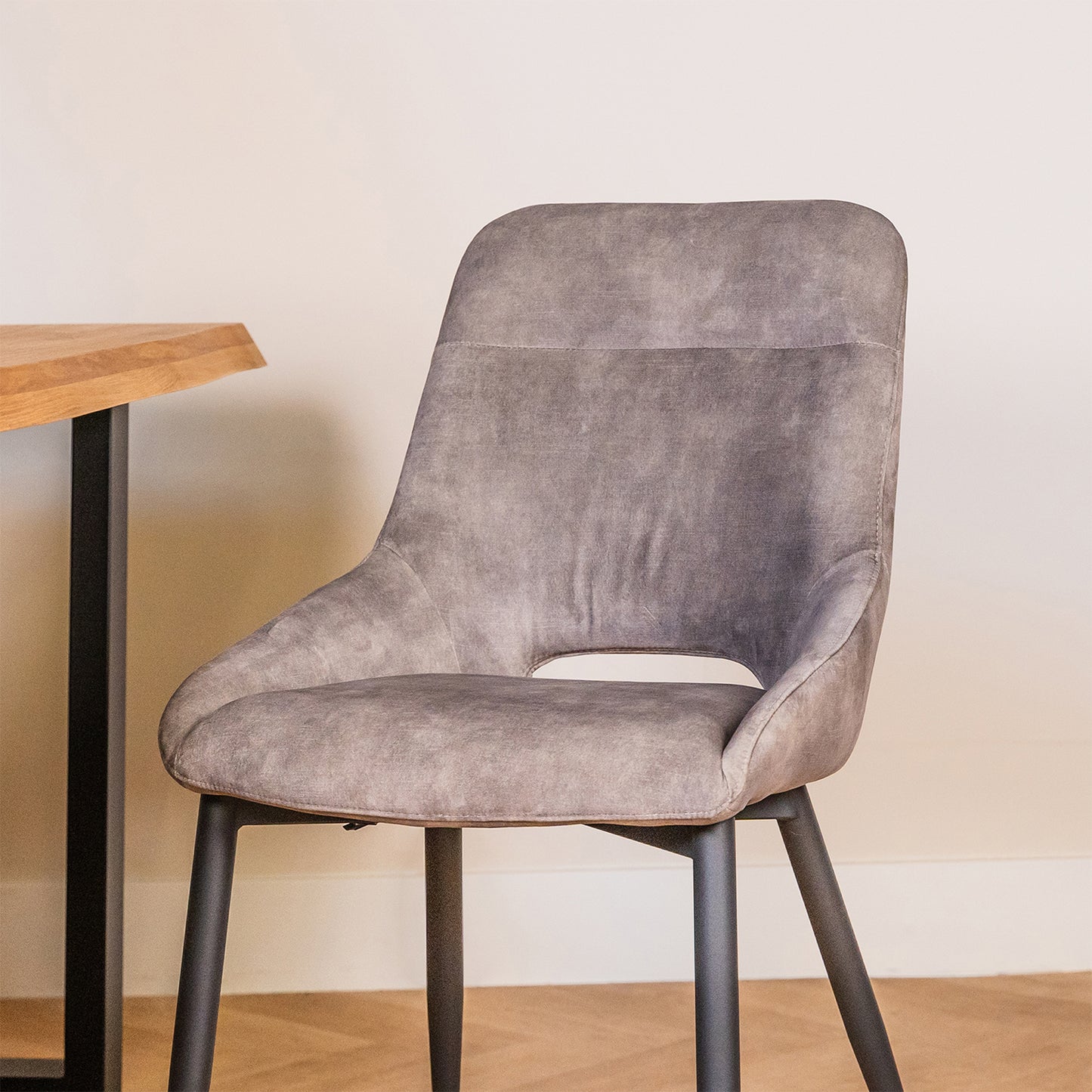 Eetkamerstoel Chili | Velvet Goldy Clay