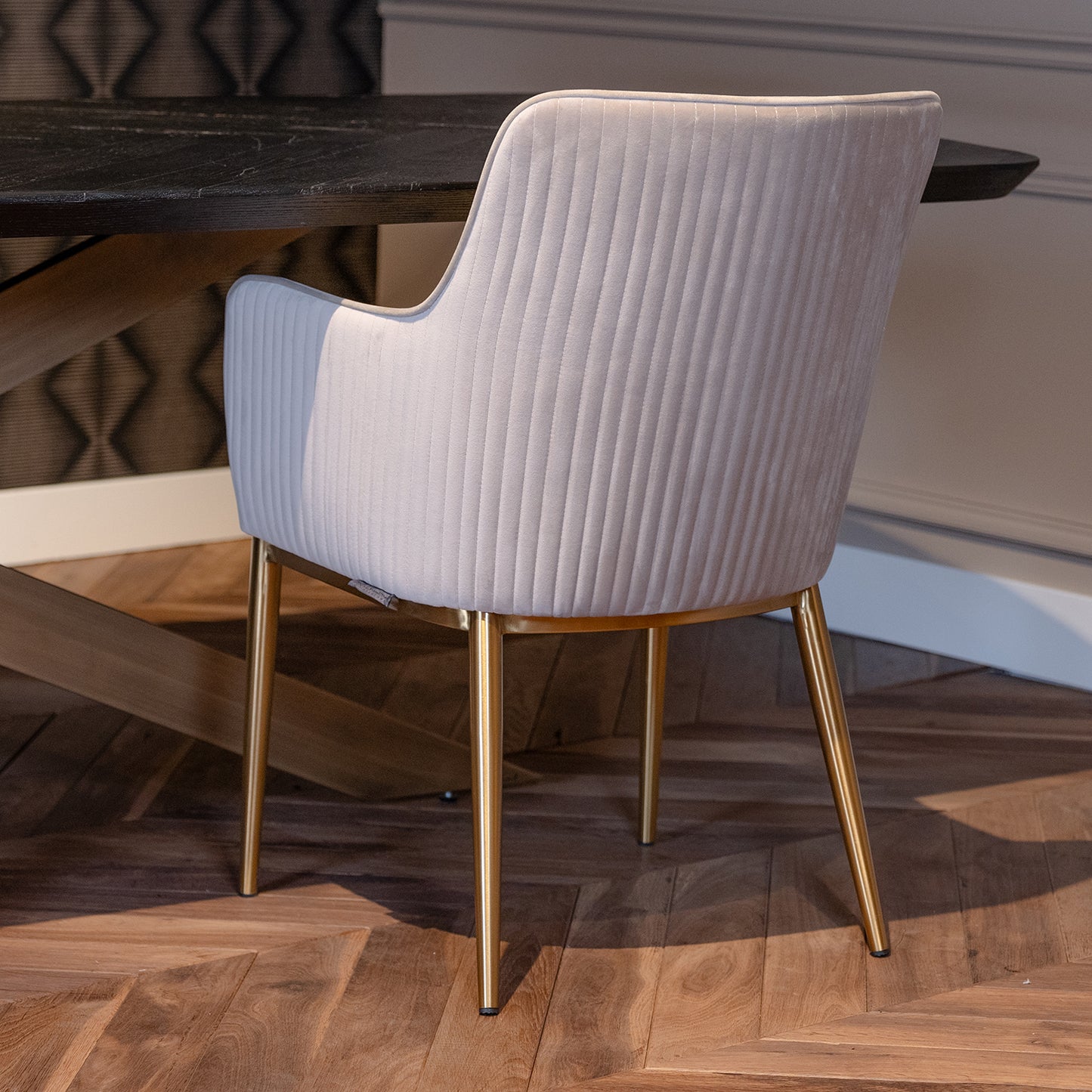 Eetkamerstoel Breeze | Khaki Velvet | Brandvertragend