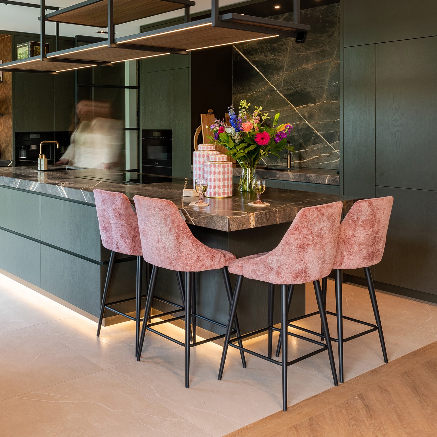 Barstoel Brooke | Kookeiland of Bartafel | Rose Chenille