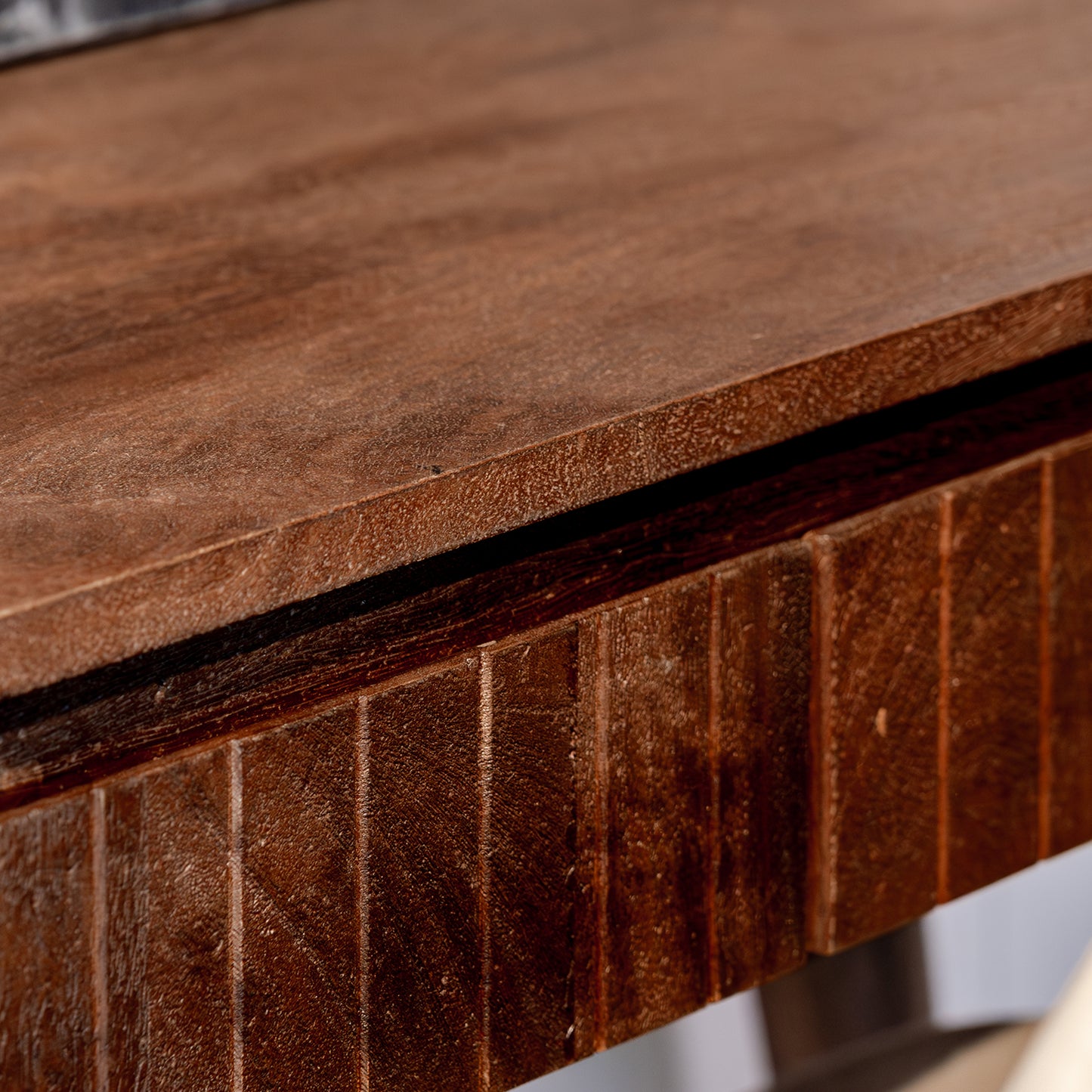 Bureau Nils | Espresso Mangohout