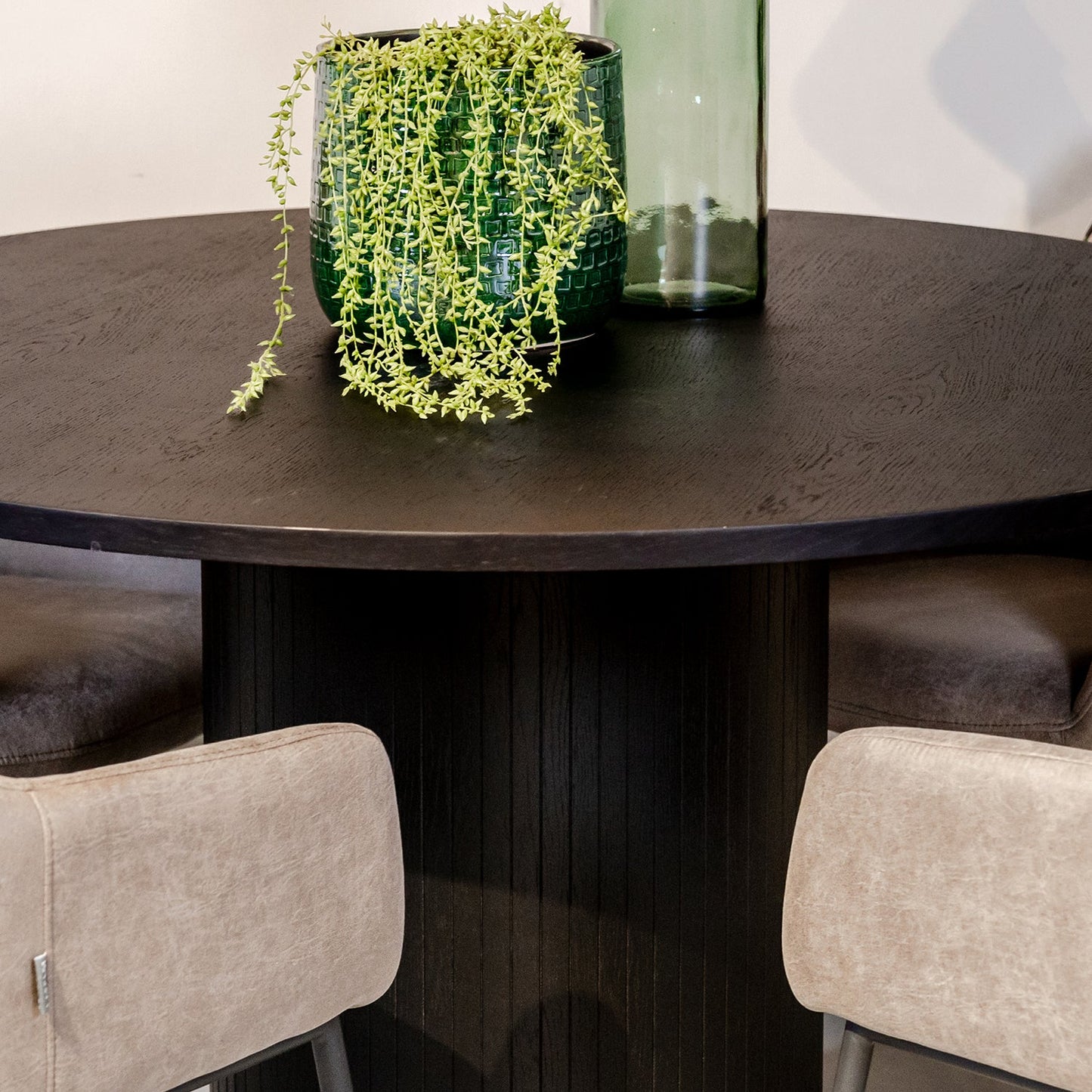 Eettafel Oliva | Rond | Eikenhout | Magazijn leegverkoop