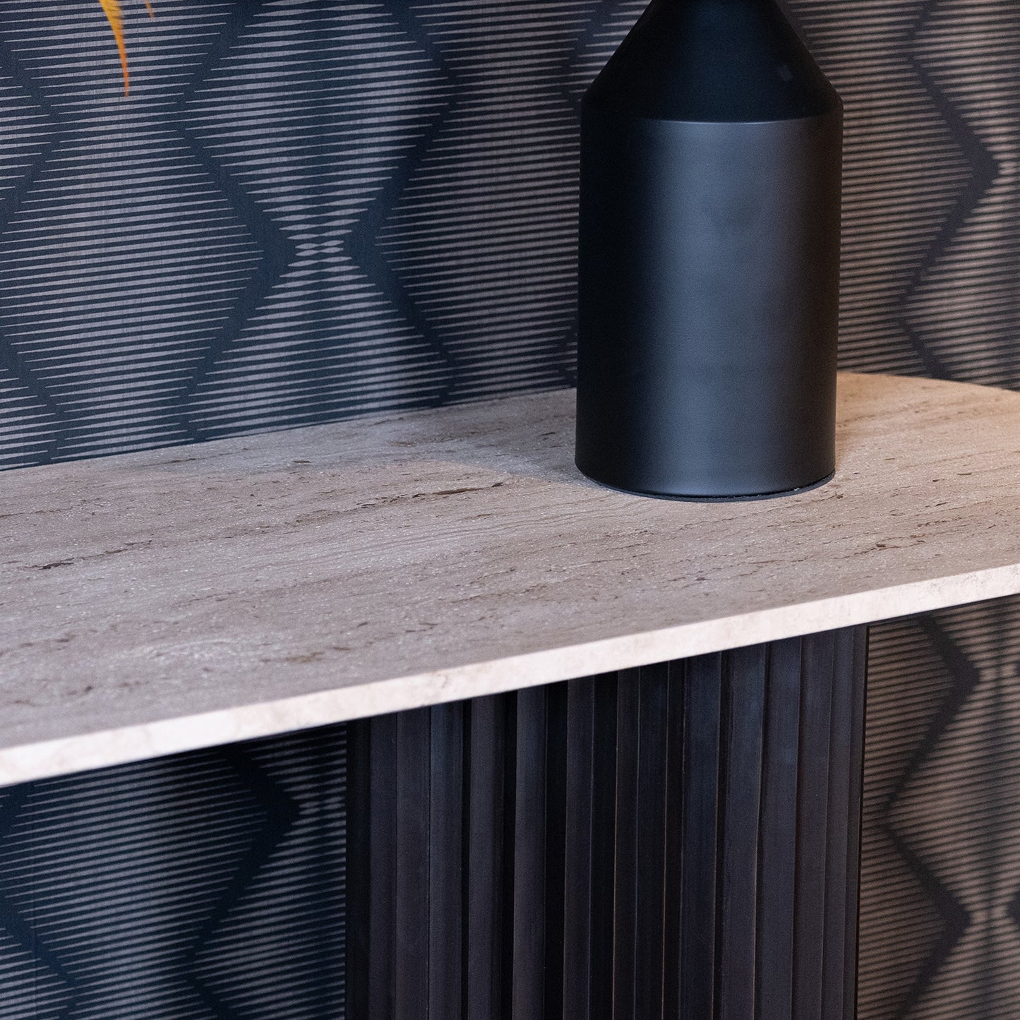 Sidetable Hampton | Zwart Travertin