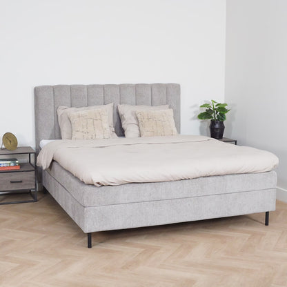 Bed Ella | Stof Taupe | Inclusief Matras & Topper