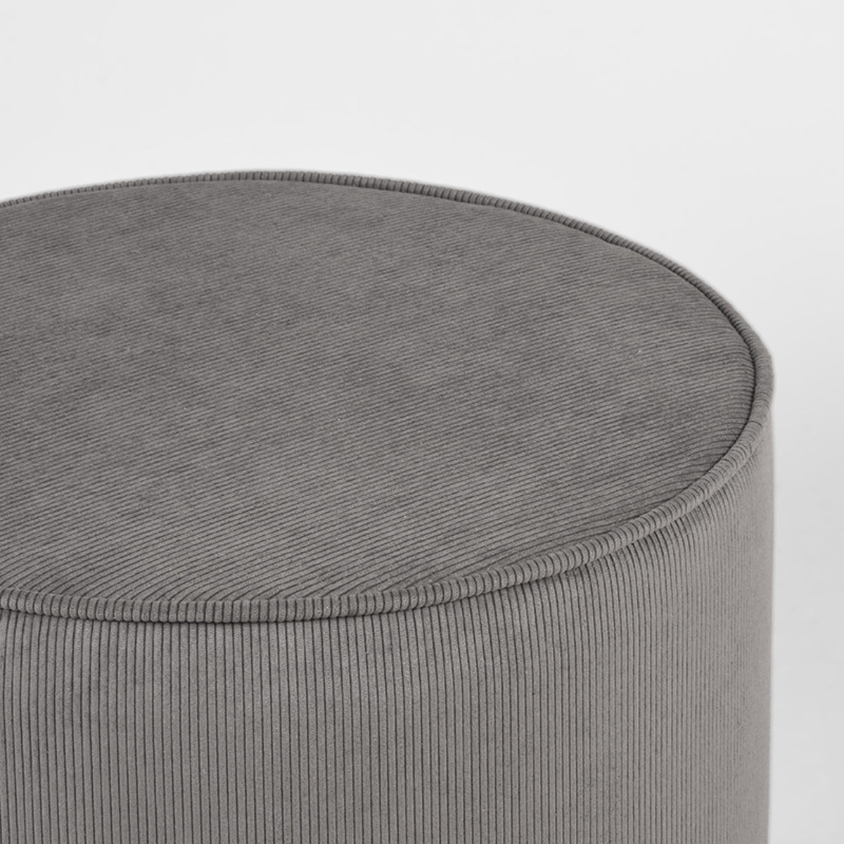 Poef Tibo | Donkergrijs Ribcord — Detail