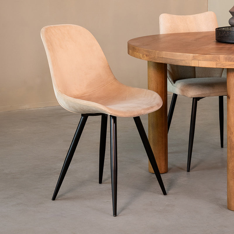 Eetkamerstoel Capri | Zand Velvet — Algemene Sfeerfoto