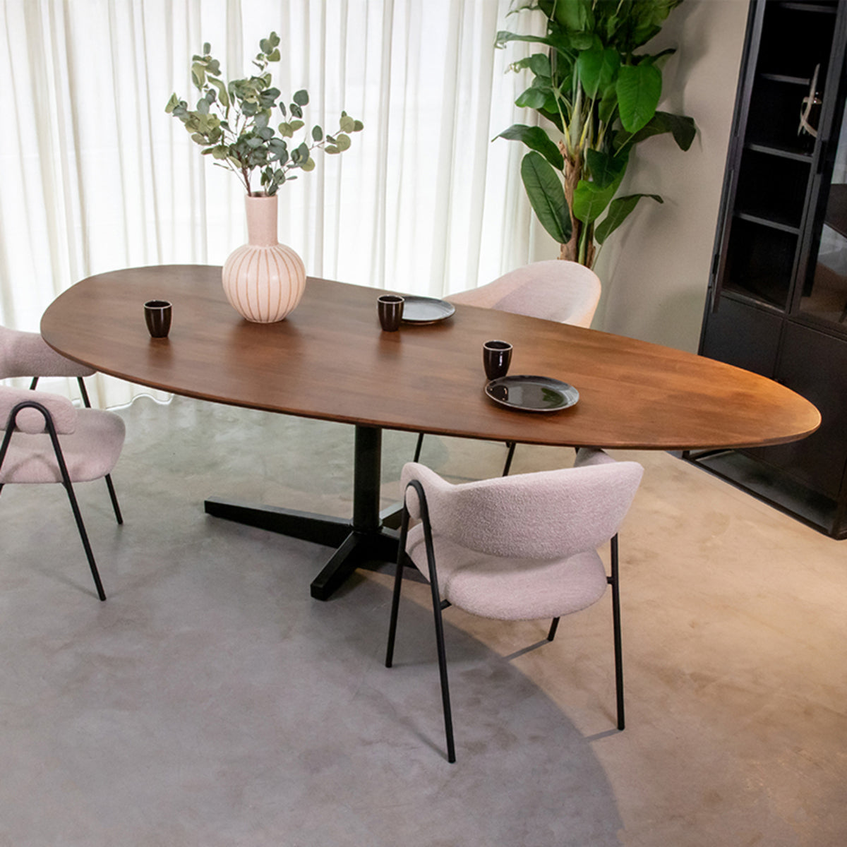 Eettafel Rosie | Naturel Mangohout — Algemene Sfeerfoto