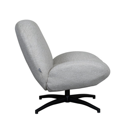 Fauteuil Clayton naturel stof, zijaanzicht op witte achtergrond
