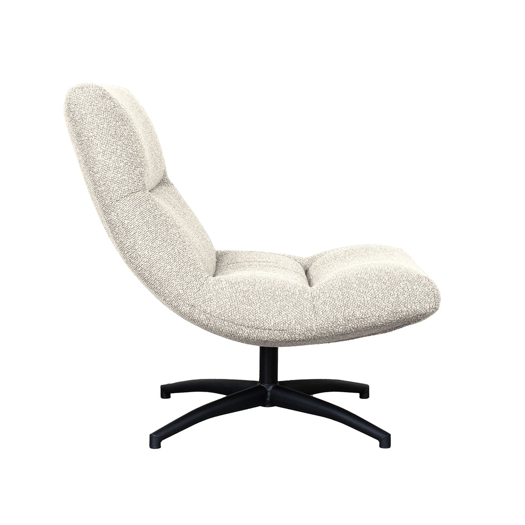 Fauteuil Calix naturel bouclé, zijaanzicht op witte achtergrond