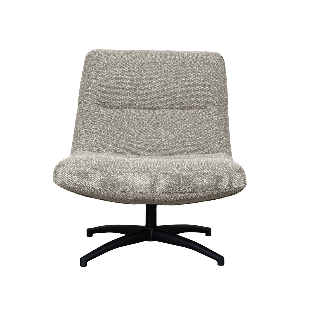 Fauteuil Calix grijs bouclé, vooraanzicht op witte achtergrond