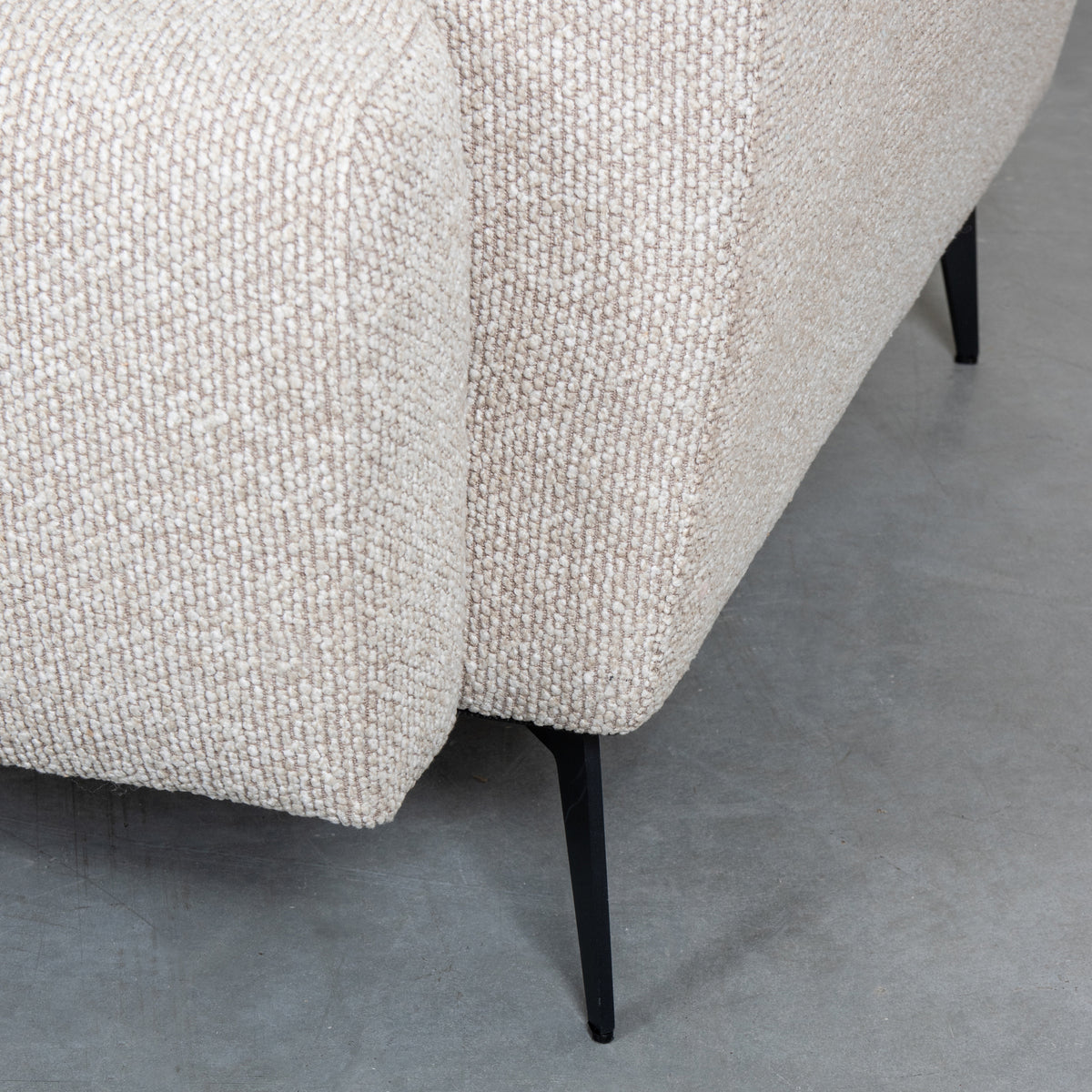Hoekbank Bolzano naturel bouclé, detail van het materiaal