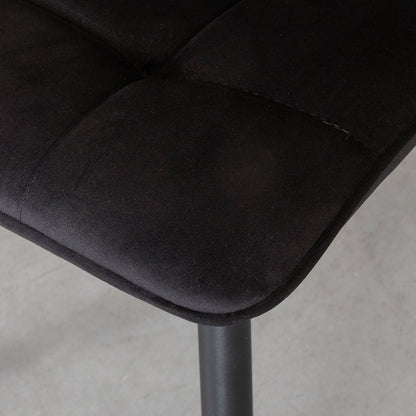 Eetkamerstoel Bistro zwart fluweel, detail van het materiaal