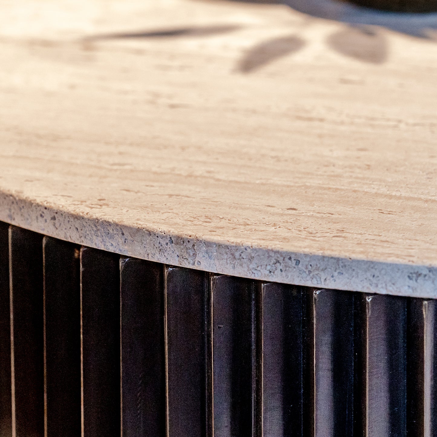 Salontafel Hampton | 90Ø | Travertin