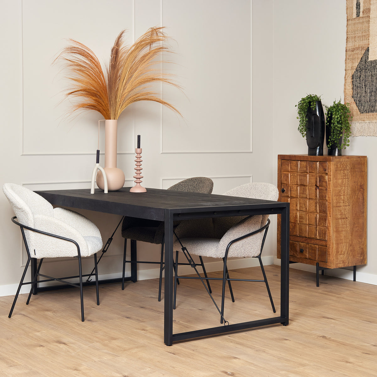 Eettafel Britt Black | Magazijn leegverkoop — Algemene Sfeerfoto