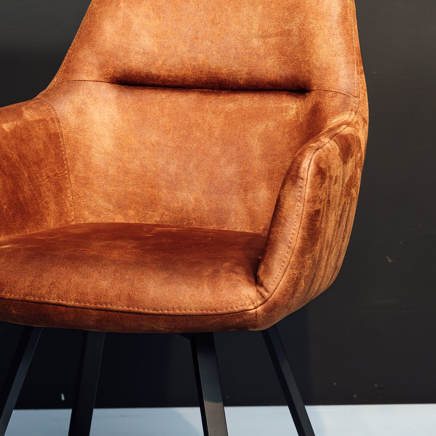 Eetkamerstoel Raaf | Bull Cognac