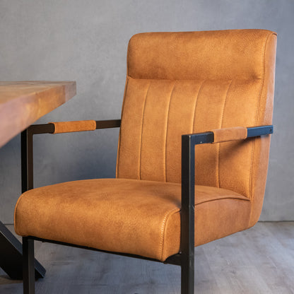 eetkamerstoelen kopen bij meubelbaas in apeldoorn en in heel nederland en belgie cognac kleur