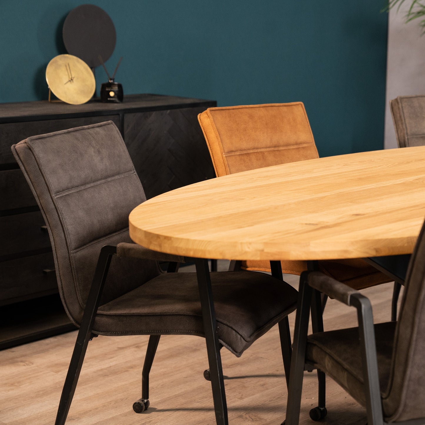 Eettafel Vigo | Eikenhout | Geolied