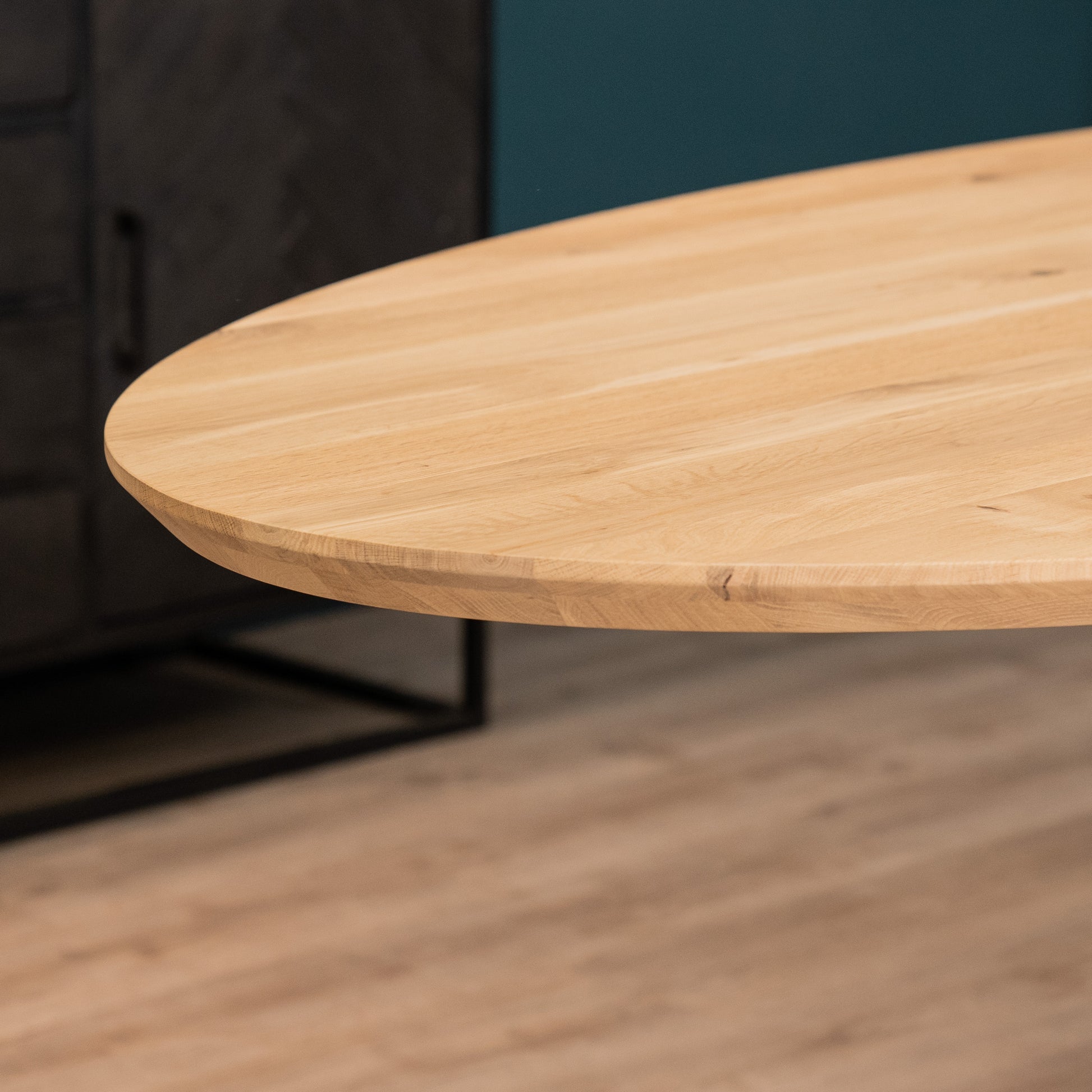 eikenhouten eettafel ovaal met verjongde rand