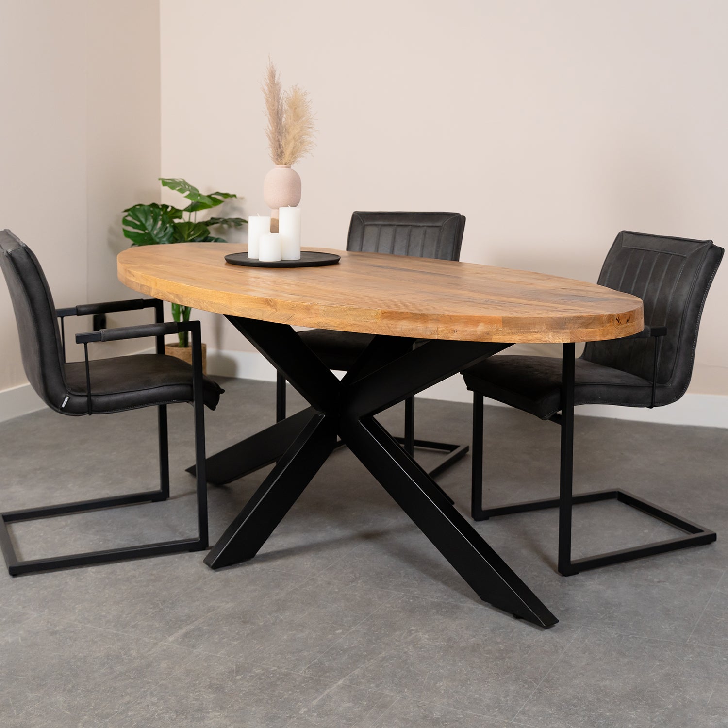 industriele eettafel ovaal mangohout