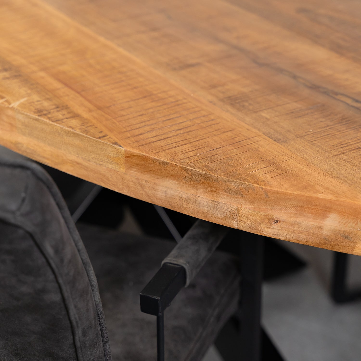 ovaal mangohout blad freya