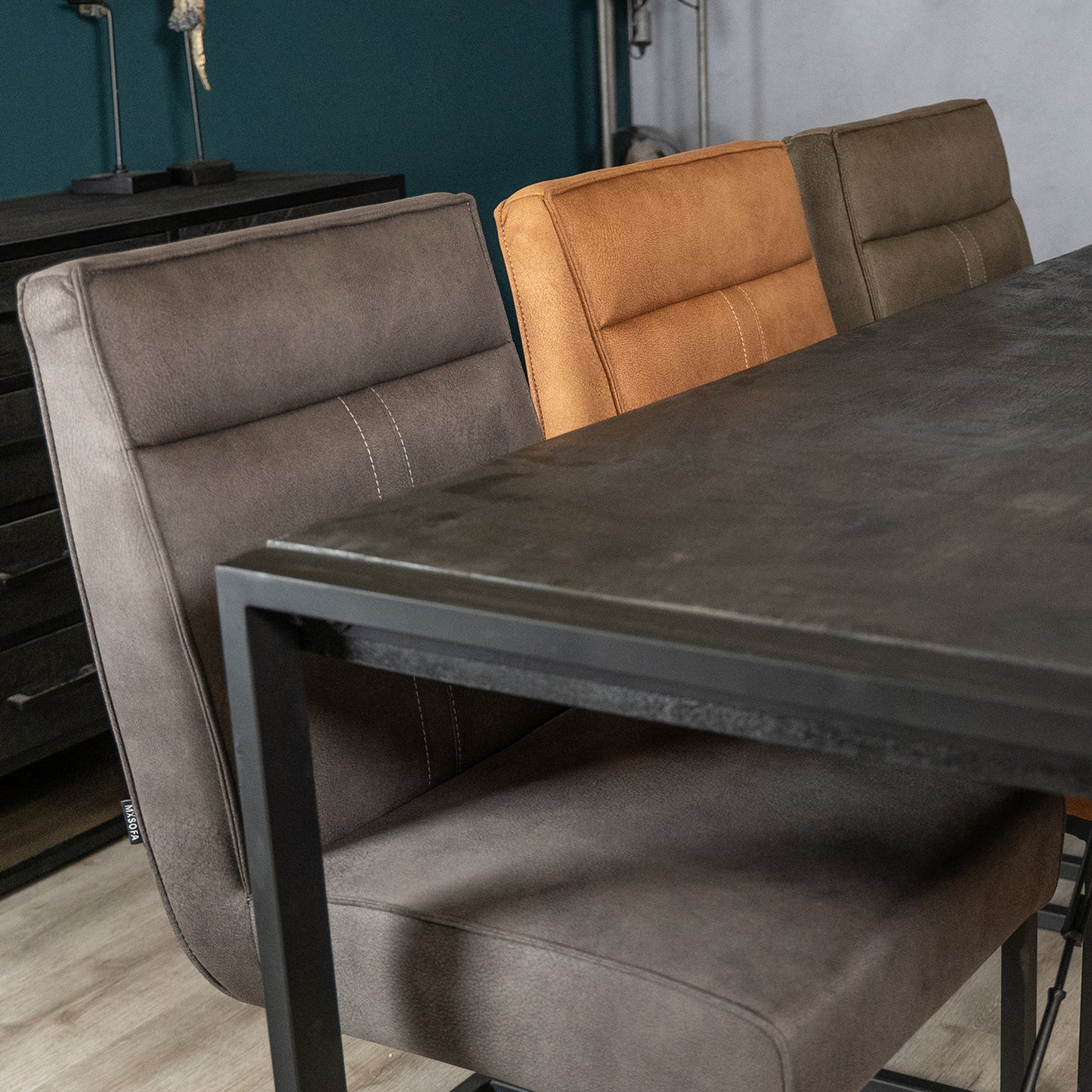 Eetkamerstoel Yuri Cognac | Magazijn leegverkoop