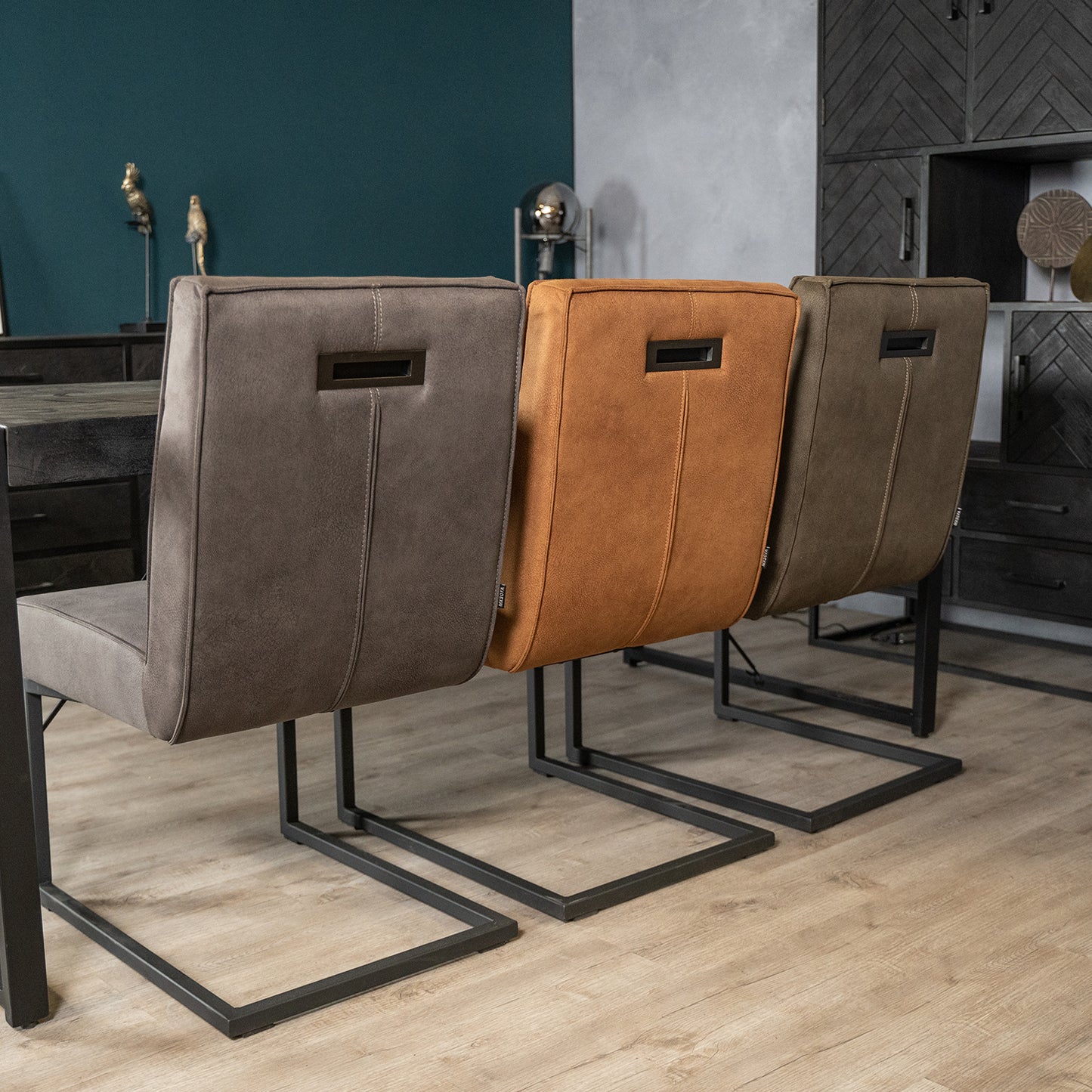 Eetkamerstoel Yuri Cognac | Magazijn leegverkoop
