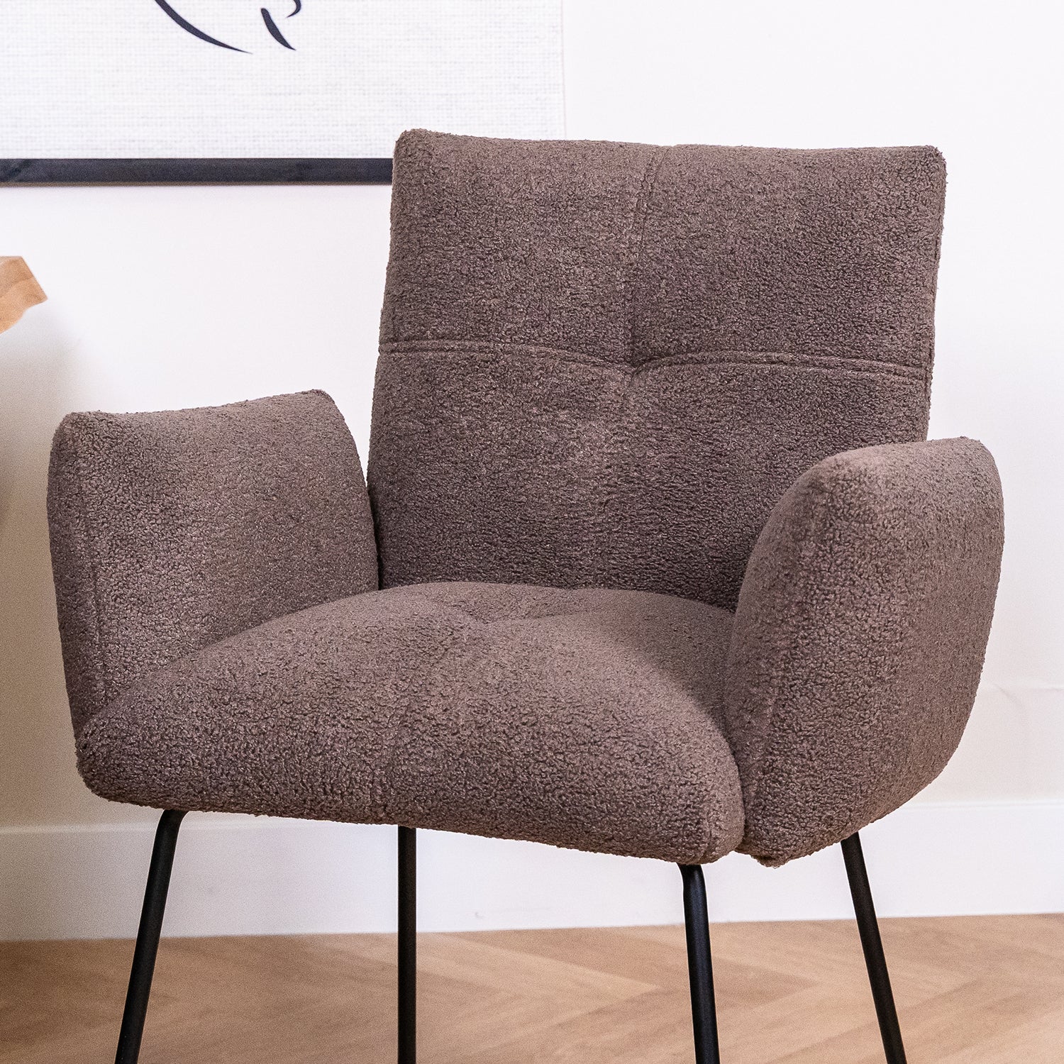 teddy eetkamerstoel donker bruin met armleuningen