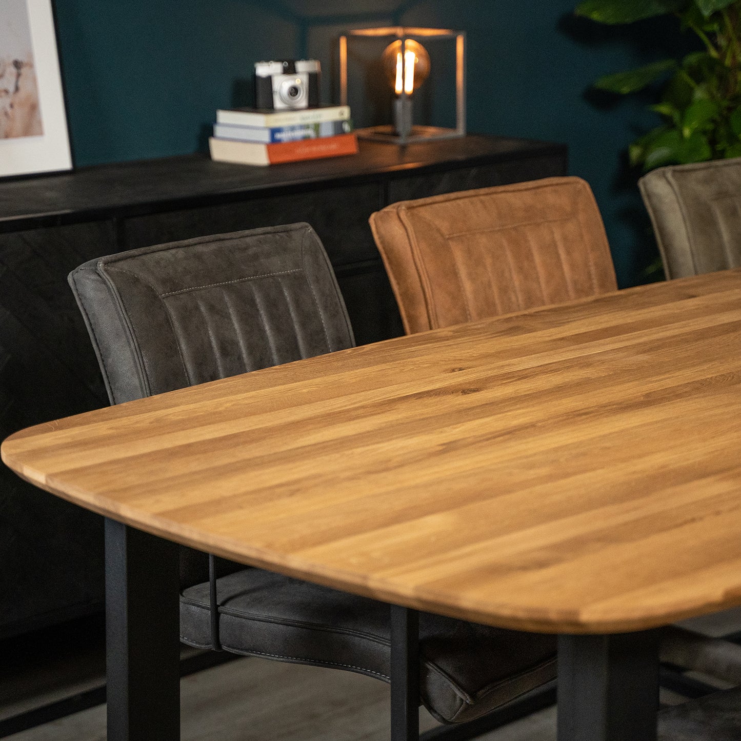 Eettafel Mia | Eikenhout | Geolied