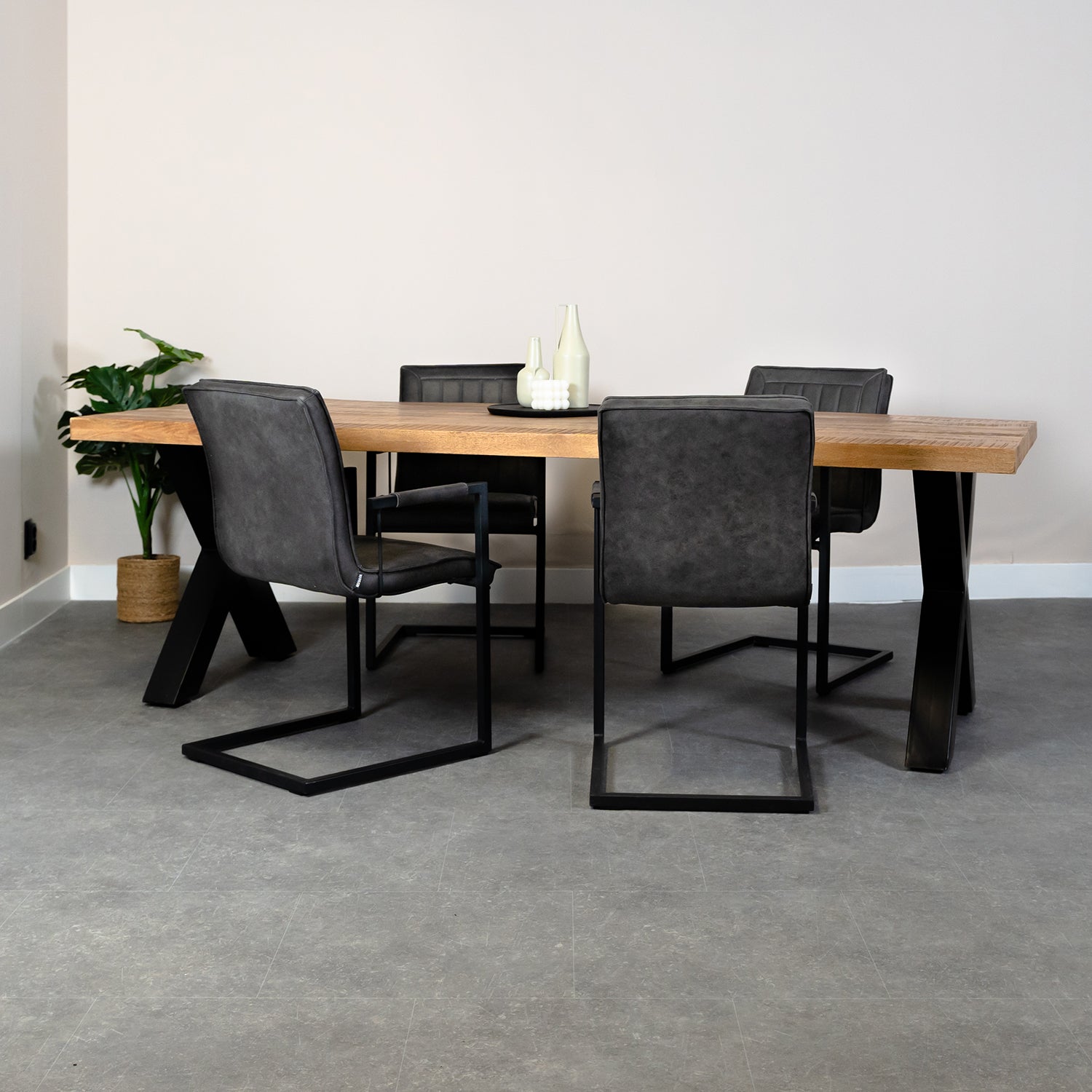 eettafel rechthoek met x poot zeus mangohout