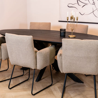 zwarte eiken tafel vigo ovaal