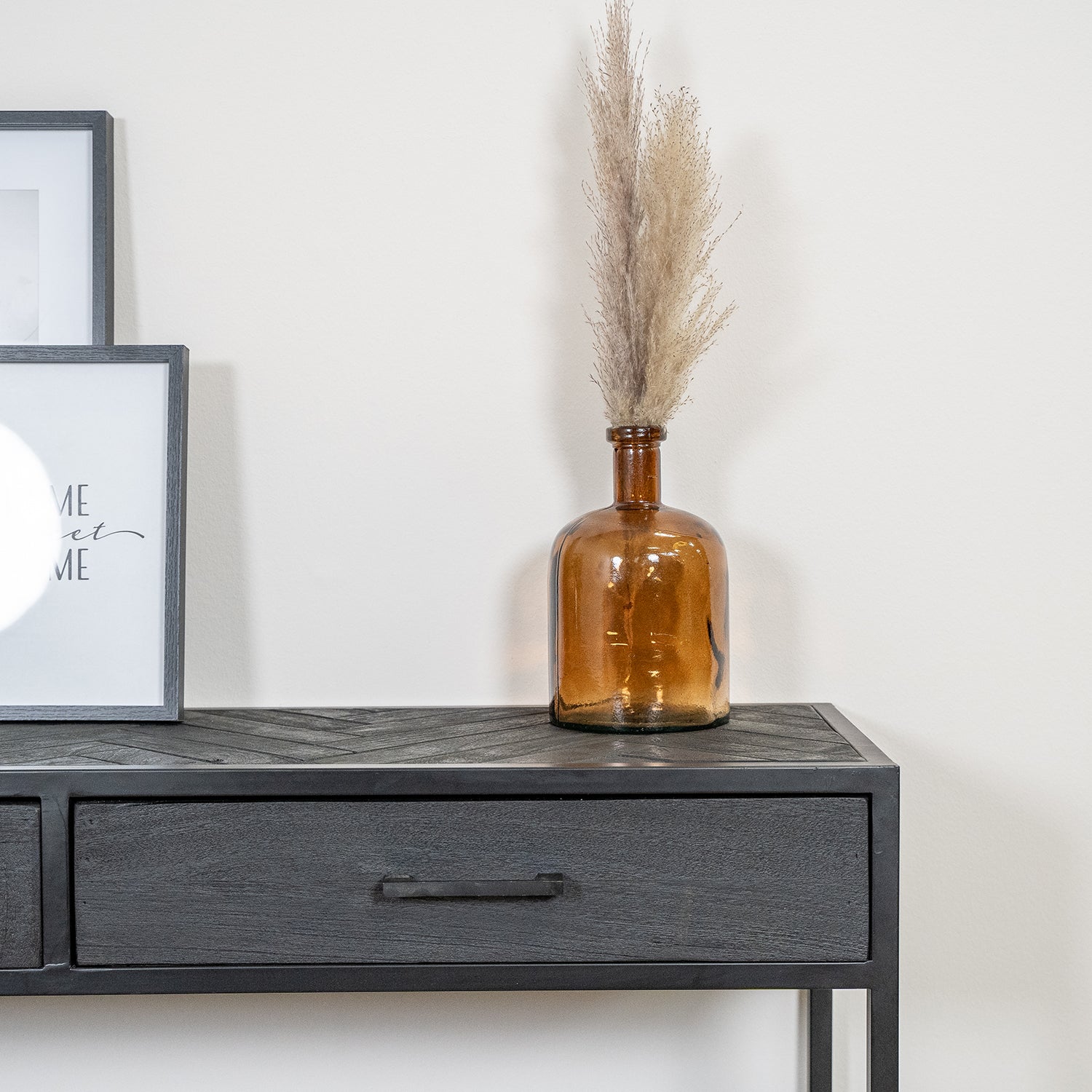 design sidetable yara visgraat zwart